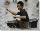 Число жертв наводнения в Таиланде превысило 800 человек