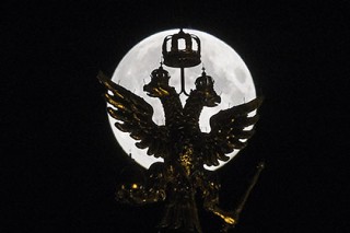 ВПК усомнилась в возможностях России освоить Луну