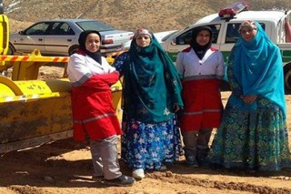 Иранские женщины настрадались и впервые сами построили дорогу