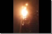 В Дубае загорелся небоскреб «Факел»