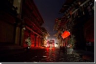 При пожаре на оптовом рынке в Китае погибли 17 человек