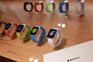 Apple заказала 5-6 миллионов умных часов для стартовых продаж
