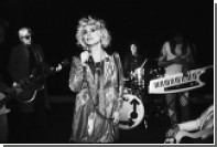 Blondie выпустили клип на трек Fun