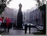 У Ющенко насчитали 20 тыс. советских памятников, которые нужно снести