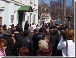 Недовольные крымские татары вломились в офис меджлиса и оккупировали кабинет Чубарова 