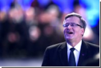 Польские СМИ обвинили охрану президента в заклеивании журналисту рта скотчем