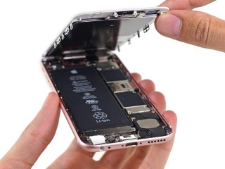 : Apple     iPhone 7 Plus  3100 ,     