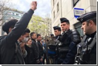 Семья убитого в Париже китайца попросила соотечественников прекратить погромы