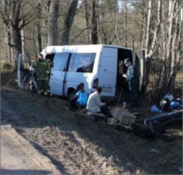 Под Псковом разбился автобус с украинцами  