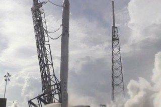    Falcon 9      - 