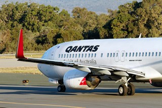   Qantas  - 