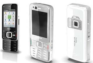     Nokia N81  N82
