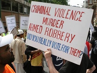 Подозреваемые в терроризме приняли лондонских полицейских за грабителей