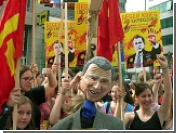 Джорджа Буша на саммите США-ЕС в Вене встречали толпы протестующих студентов