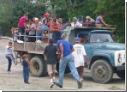 Пятьдесят кубинцев упали с горы в грузовике