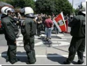 Тысячи жителей германского Гельзенкирхена вышли на демонстрацию протеста против экстремизма и ксенофобии