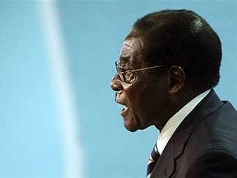 Президент Зимбабве обвинил Великобританию в намерении его свергнуть