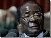Мугабе обвинил иностранцев в подкупе зимбабвийцев едой