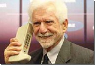 13 июня 1983 года появился первый мобильный телефон