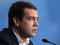 Медведев подписал закон о повышении МРОТ в два раза