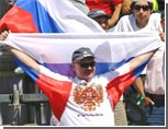 Жители Екатеринбурга заказывают футболки с символикой российской сборной