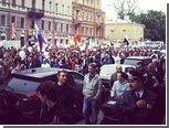 Шествие оппозиции в Петербурге остановили за нарушение регламента