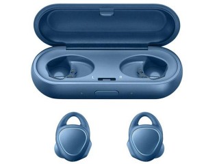 Samsung  Gear IconX      Apple  iPhone 7