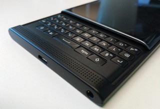 BlackBerry Argon:     Snapdragon 820  $200