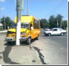 В Луганске дама за рулем разнесла маршрутку с пассажирами