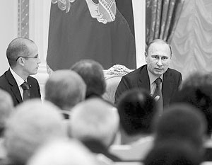 Путин встретился в Кремле с членами ОП нового состава