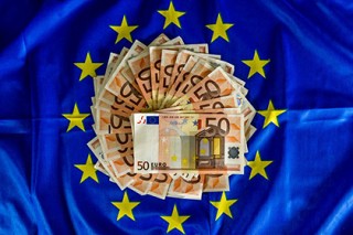 Россия и ЕС потеряют по 100 миллиардов евро из-за санкций 