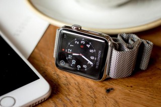 :  Apple Watch 2       