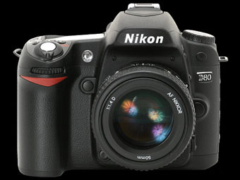 Nikon     D80