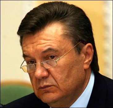 Янукович подписал закон о зоне свободной торговли