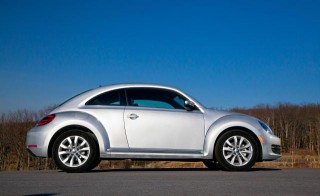   Volkswagen Beetle Classic 2015
