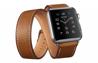  TAG Heuer    Apple Watch  