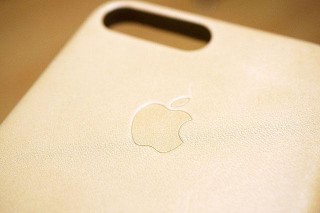       Apple  iPhone 7