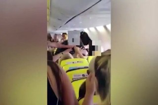       Ryanair