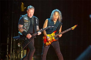 Metallica    -  