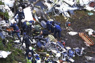 Власти Колумбии уточнили число жертв авиакатастрофы