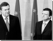 Янукович отказался ехать в Москву после звонка Баррозу