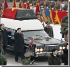 Тело Ким Чен Ира вместе с вагоном, в котором он умер, переместили в мавзолей 
