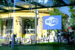         Wi-Fi