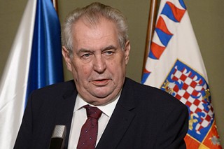 Чешский президент пожелал согражданам опасностей и битв
