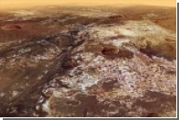 Крупнейшую марсианскую долину показали на видео