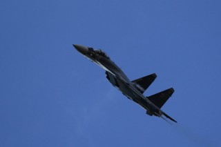     F-22   